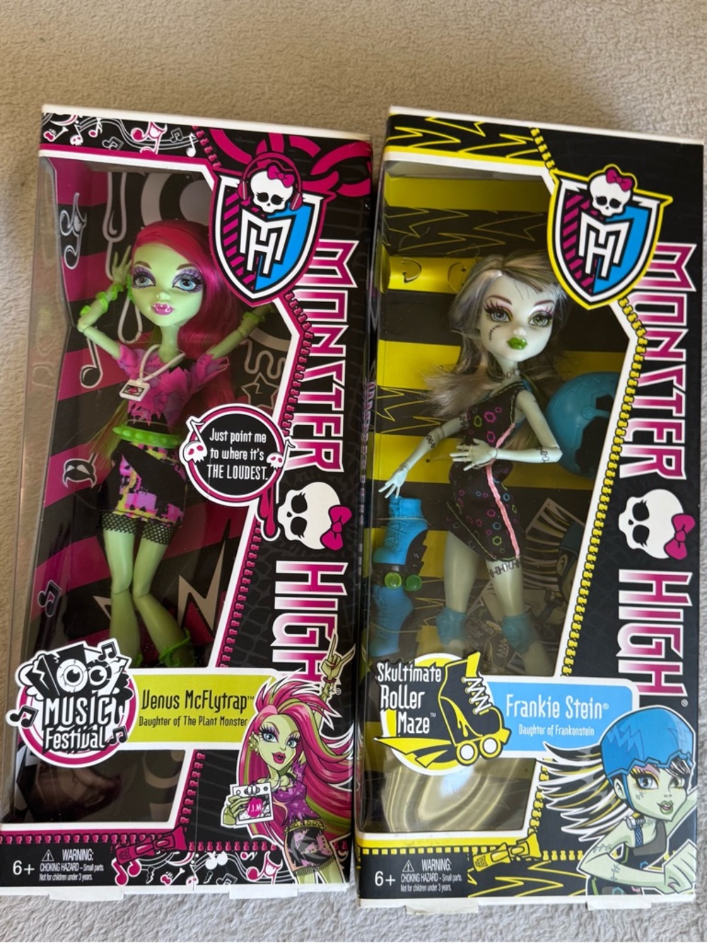 Monster High Venus McFlytrap & Frankie Stein Dolls - Pink, Green, Yellow, Black